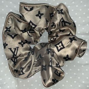 Louis Vuitton Scrunchie